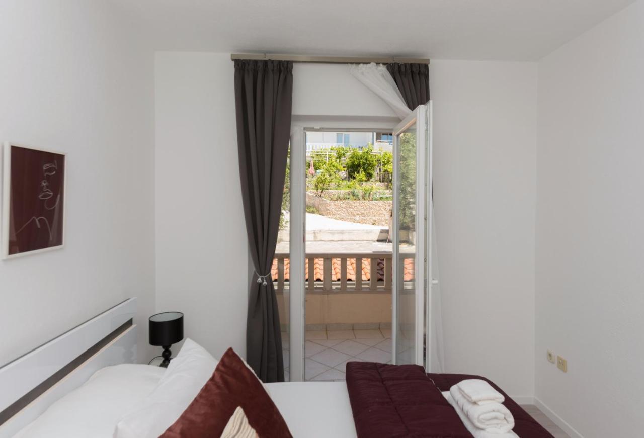 Apartment Sole Mio -Sea View Makarska Exterior foto