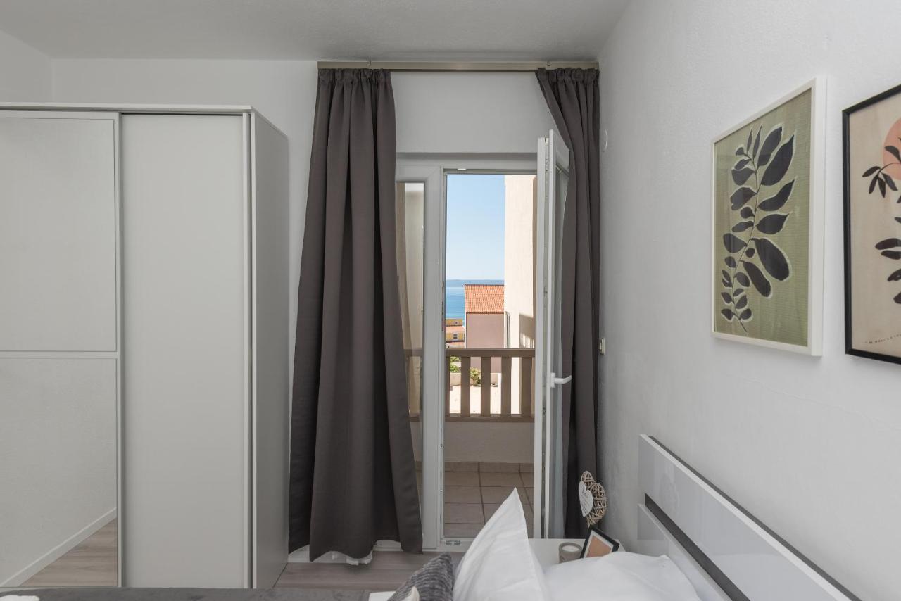 Apartment Sole Mio -Sea View Makarska Exterior foto