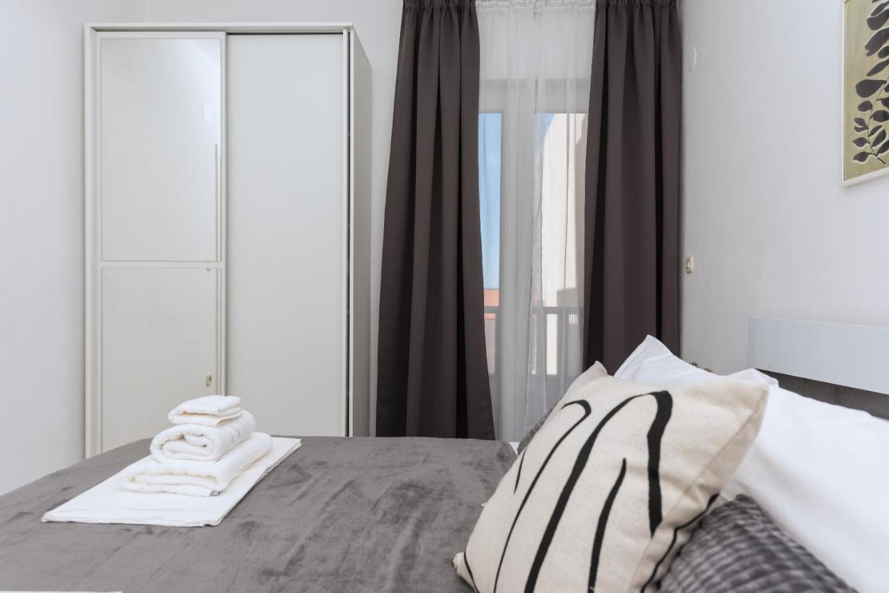 Apartment Sole Mio -Sea View Makarska Exterior foto